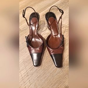 CHANEL Size 8 shoes